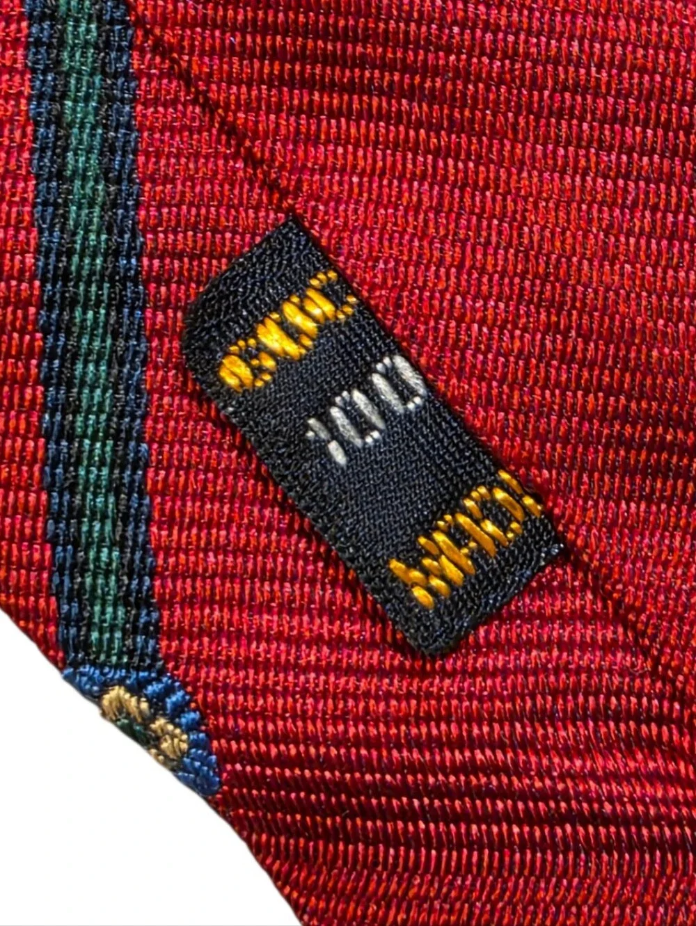 Gucci tie this
